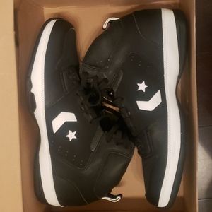 NWT Black and White Converse Size 11 Mens